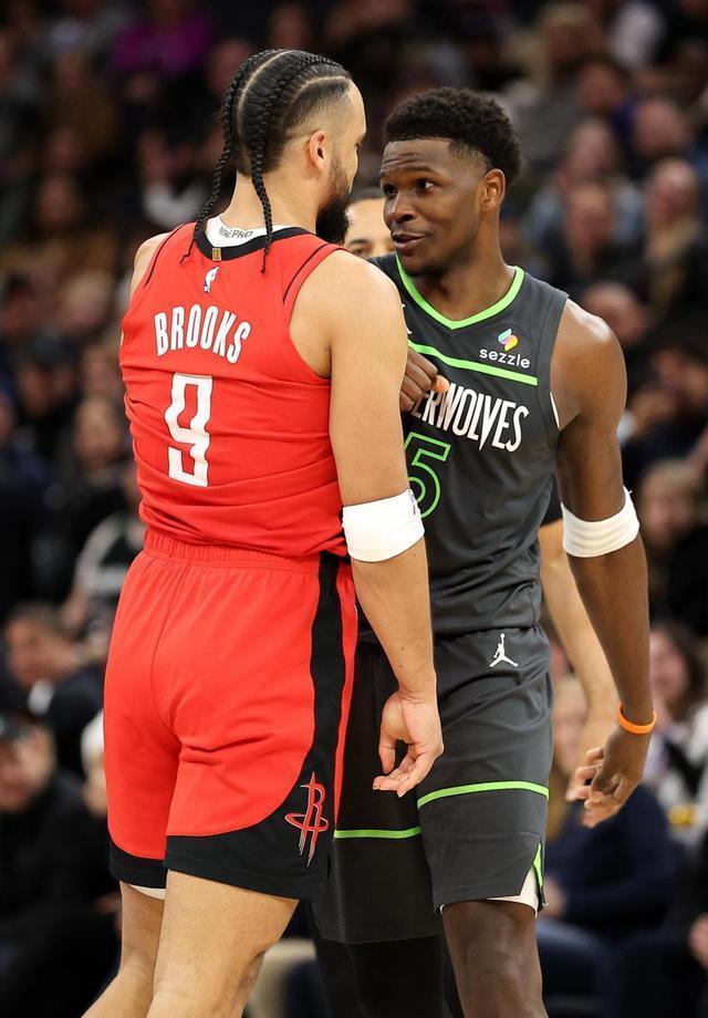 休斯敦火箭发布备战花絮；清晨战术微调；葡超任务艰巨；阵容厚度经受考验的简单介绍开云登录入口