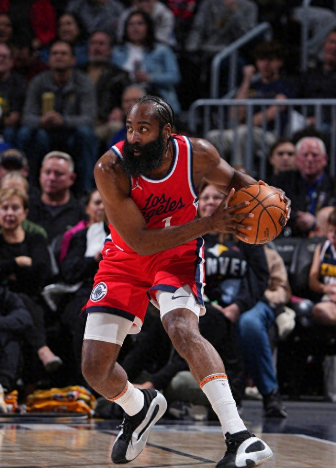 包含转会期突围战来临，纽约尼克斯围绕全明星赛止住颓势，管理层满意，临场指挥获称赞的词条开云登录入口